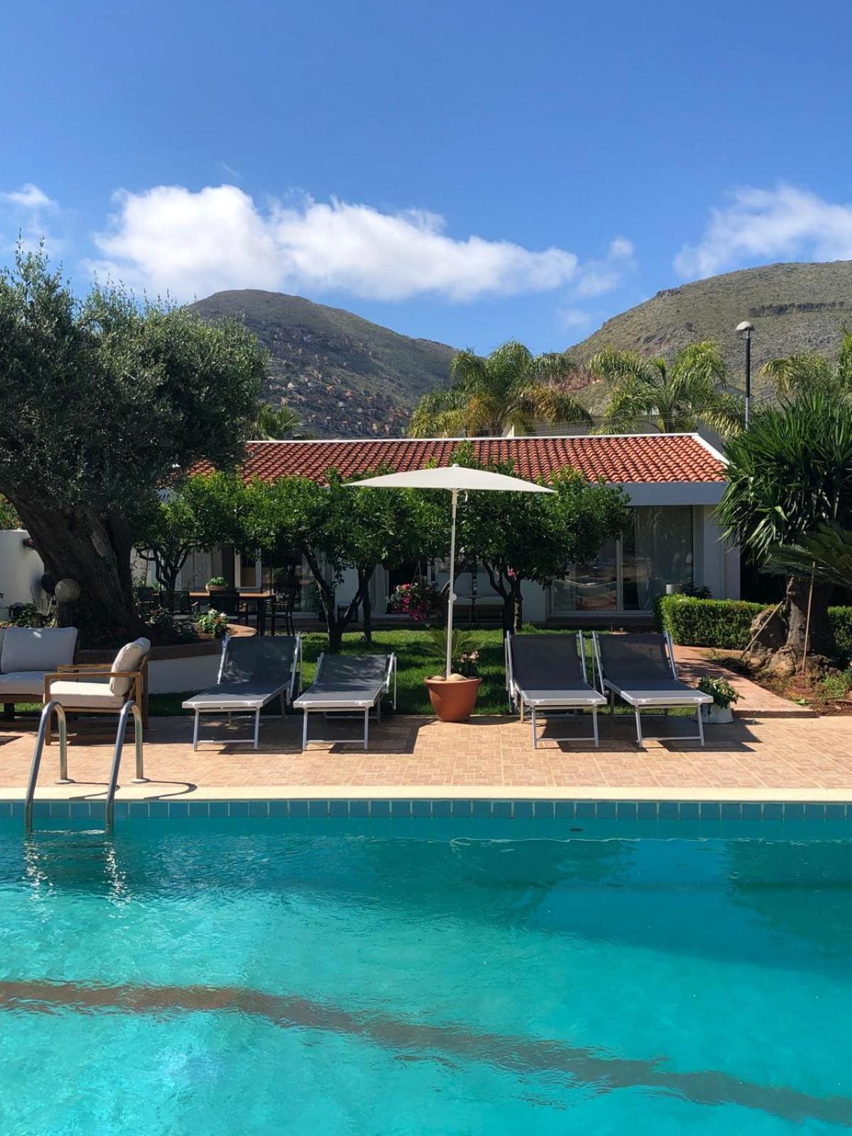 Villa Ribaudo Relax Mondello Bagian luar foto